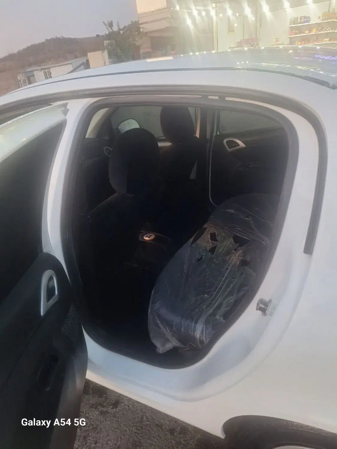 رانا پلاس ۴۰۲ بی رنگ|خودرو سواری و وانت|قم, پردیسان|دیوار