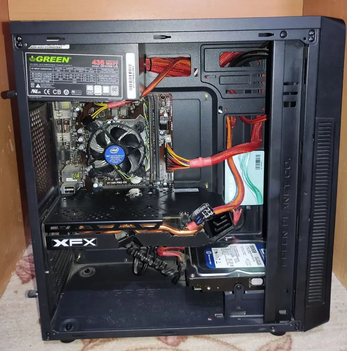 کیس گیمینگ|رایانه رومیزی|بانه, |دیوار