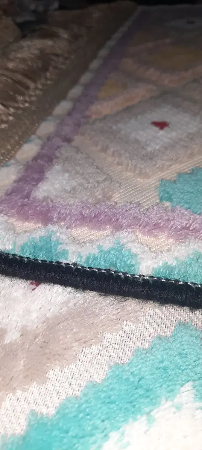 یک جفت پادری نو|پادری|ساوه, |دیوار