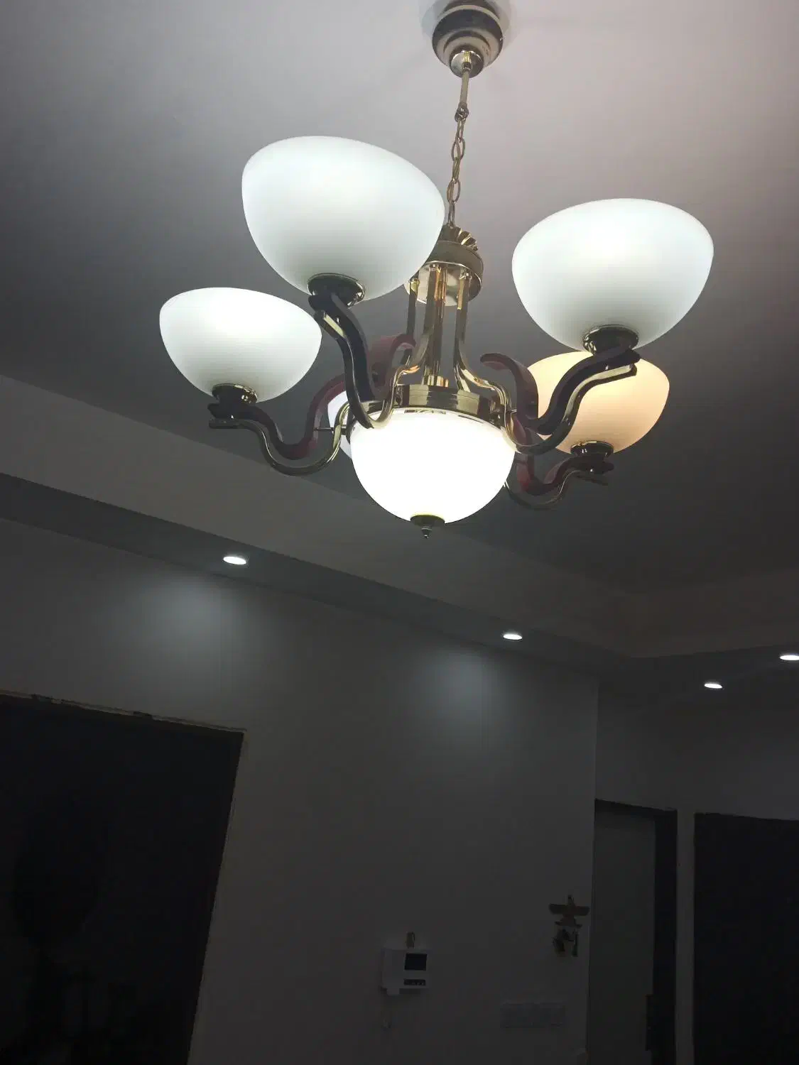 لوستر زیبا و شیک ۶شاخه|لوستر و چراغ آویز|ملارد, |دیوار