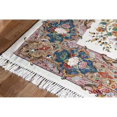 فرش در حد نو ۶متری ابریشم برجسته|فرش|تهران, شکیبا|دیوار