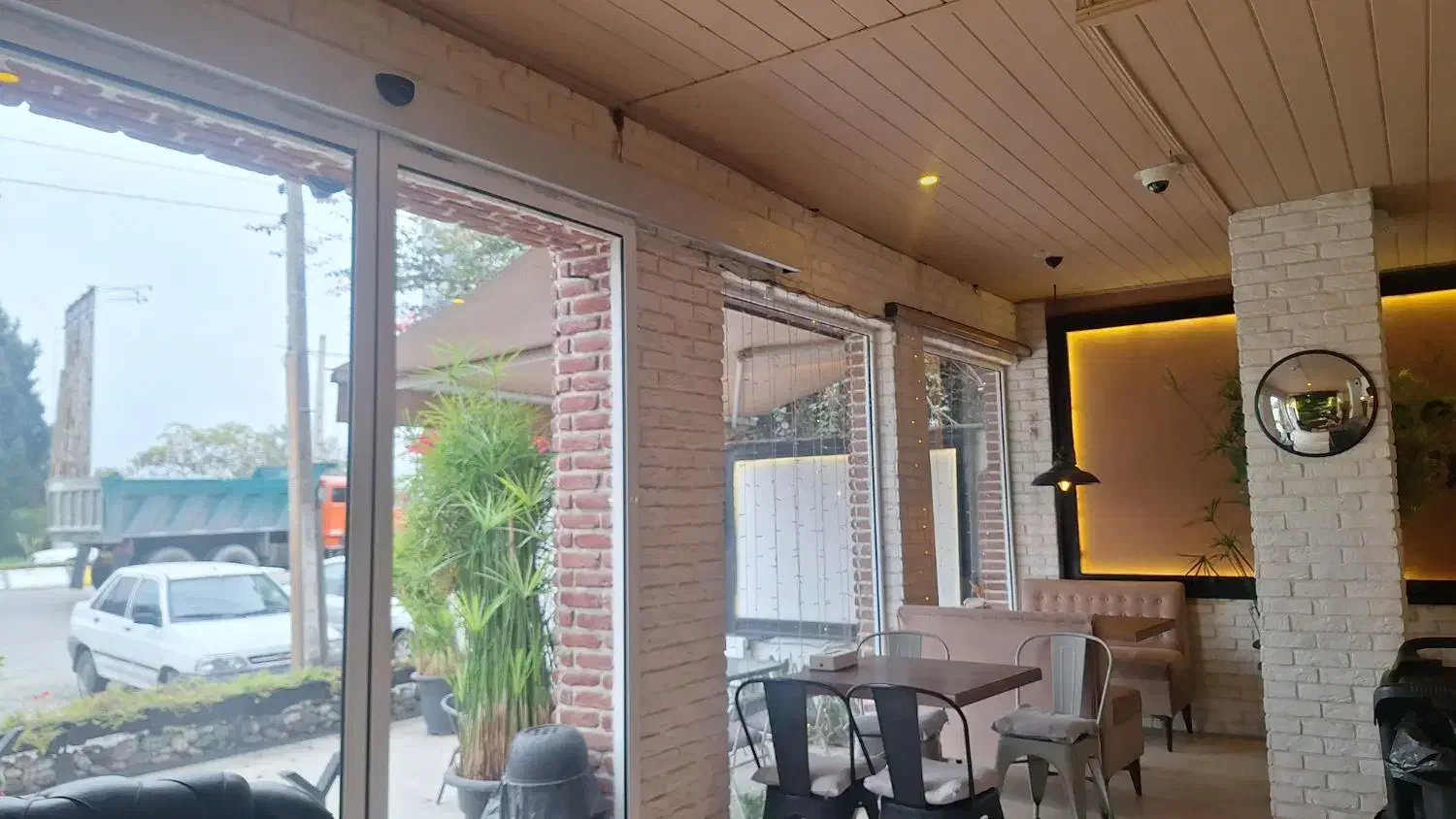 سالنکار و ظرفشور و کمک اشپز و نونوا پیتزا زن|استخدام خدمات فروشگاه و رستوران|ایزدشهر, |دیوار