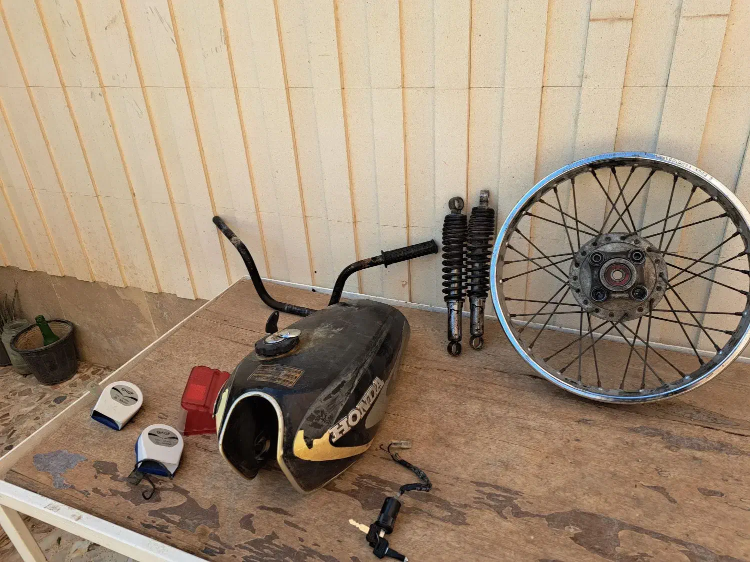 اقلام مازاد بر نیاز سی جی 125موجودمی باشد|قطعات یدکی و لوازم جانبی|شاهین‌شهر, سعدی جنوبی|دیوار