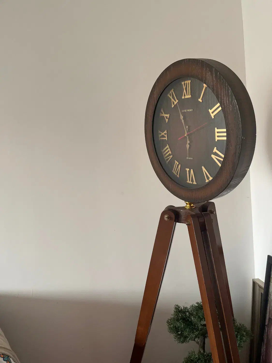 ساعت ایستاده|ساعت دیواری و تزئینی|بابل, |دیوار