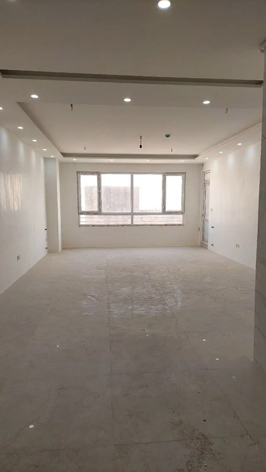 ۱۰۰متر نوساز بر شهید زمانی|فروش آپارتمان|همدان, |دیوار