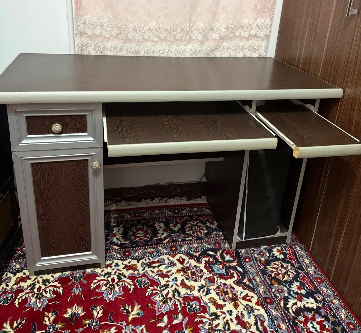 میز کامپیوتر تحریر در حد نو|میز تحریر و کامپیوتر|رشت, کوی مهر|دیوار