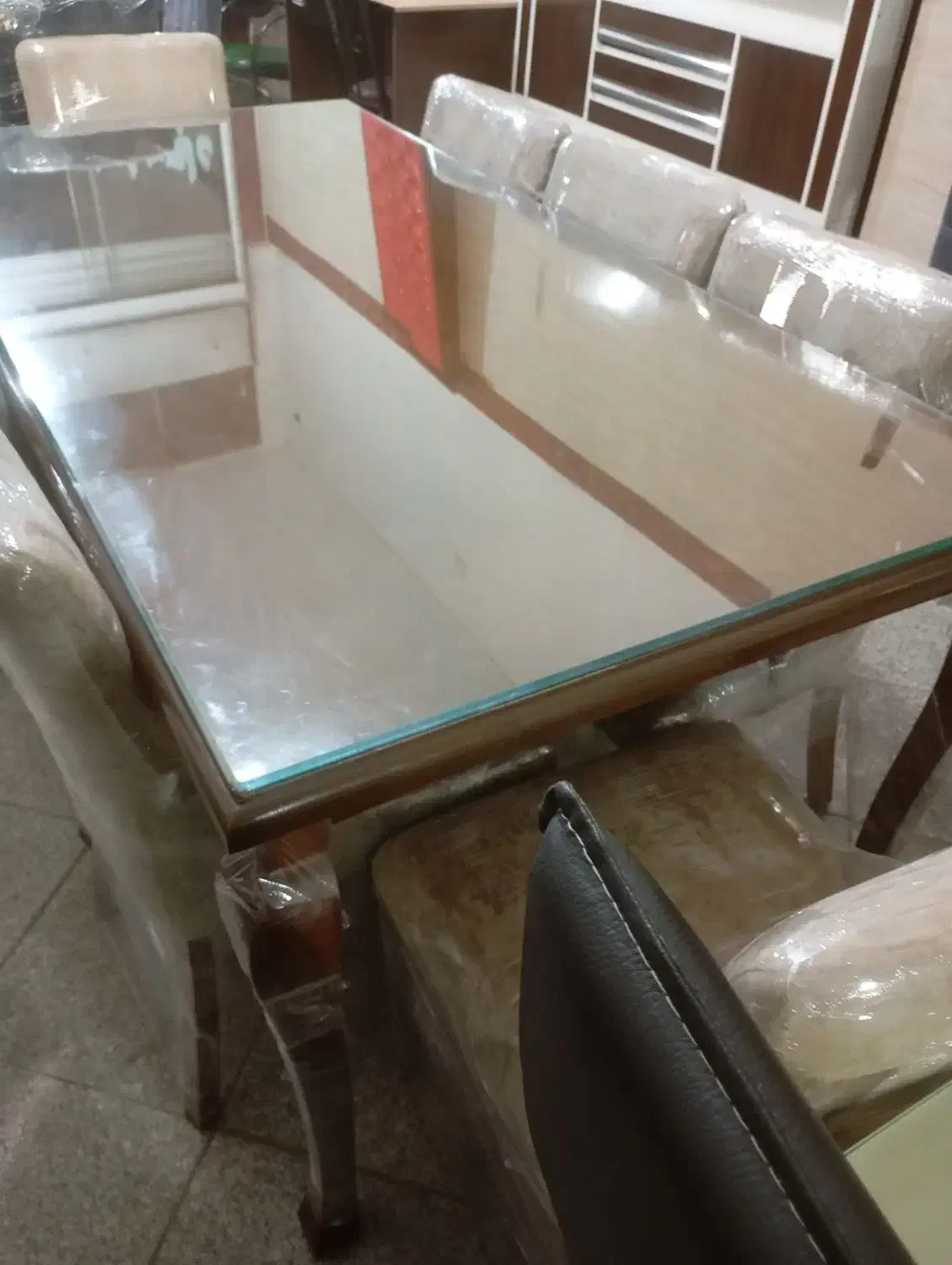 میز ناهارخوری|میز و صندلی غذاخوری|مشکین‌دشت, |دیوار