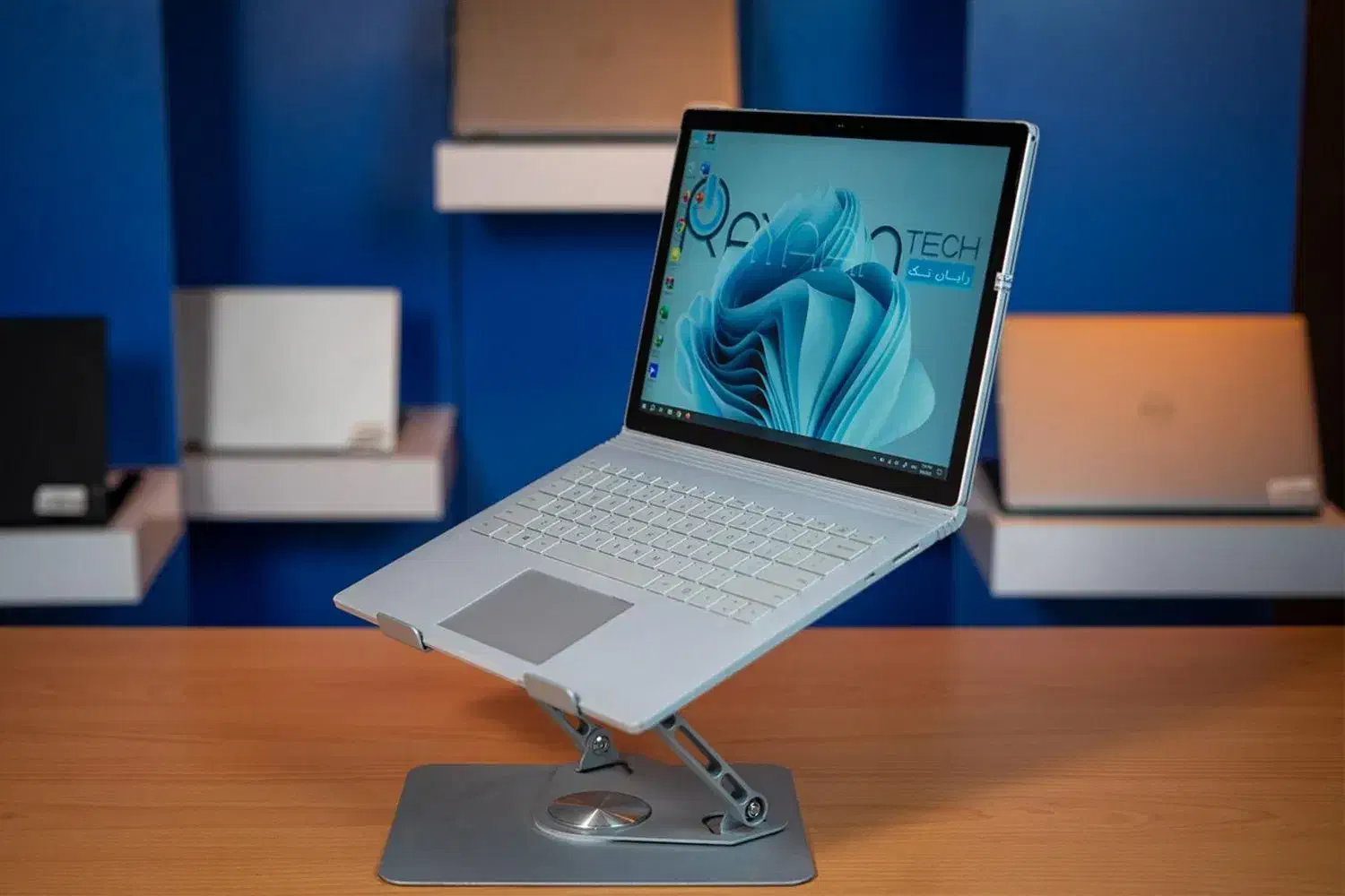 لپ تاپ تبلت سرفیس بوک SURFACE BOOK 2 کیفیت 4k|رایانه همراه|یزد, |دیوار