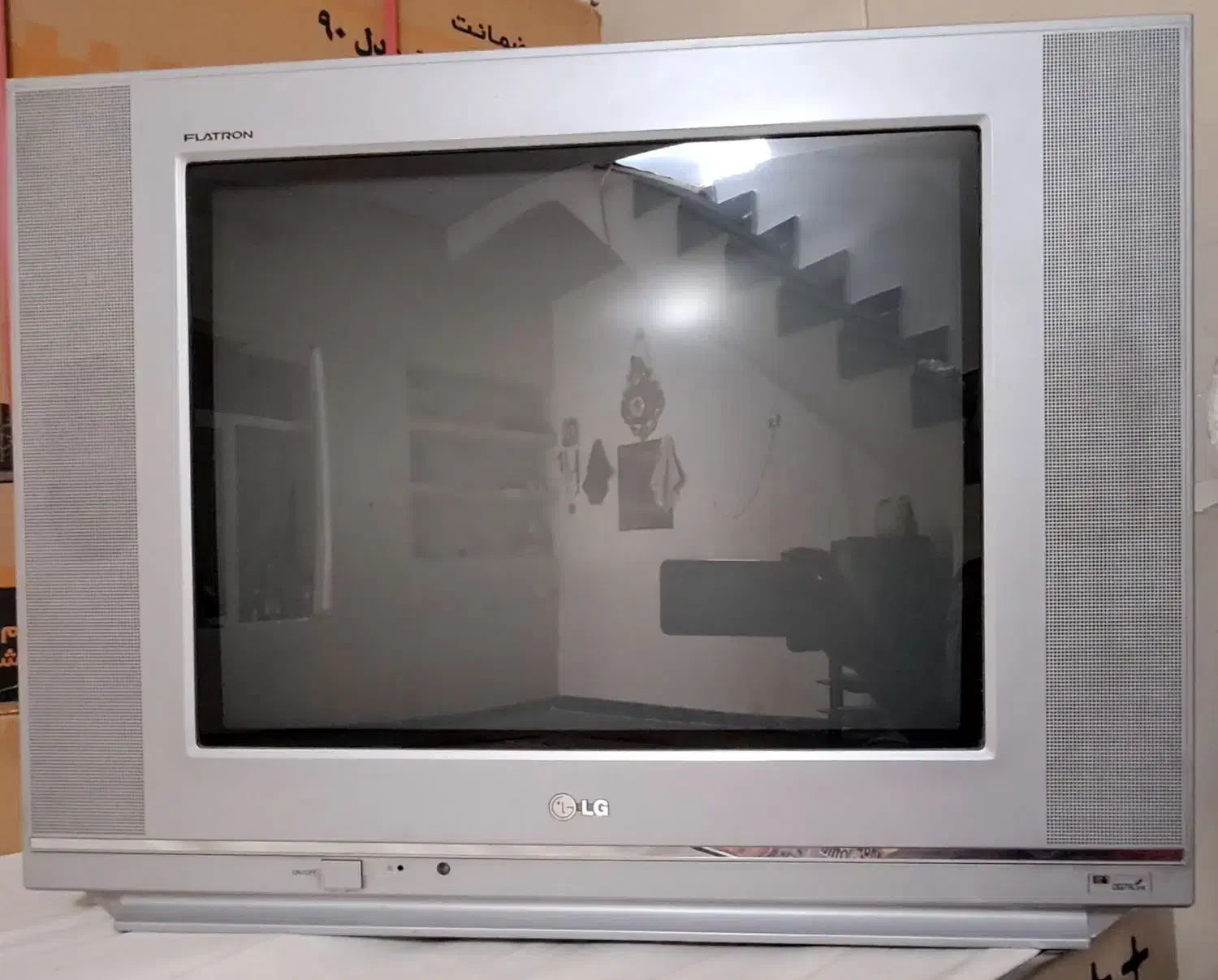 تلوزیون LG|تلویزیون و پروژکتور|زرقان, |دیوار