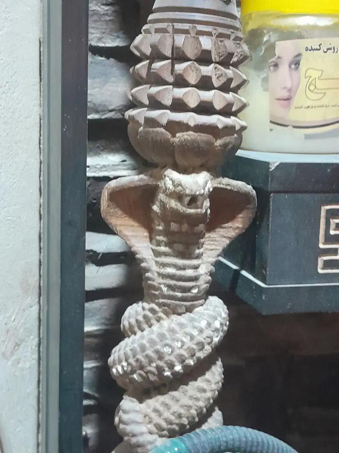 قلیون چوب گردوعالی ودوربین فیلبرداری حرفه ای|صنایع دستی و سایر لوازم تزئینی|زابل, |دیوار