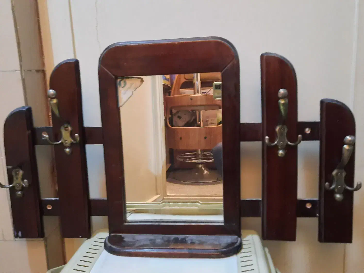 جا لباسی دیوارکوب|بندرخت و رختآویز|تهران, صادقیه|دیوار