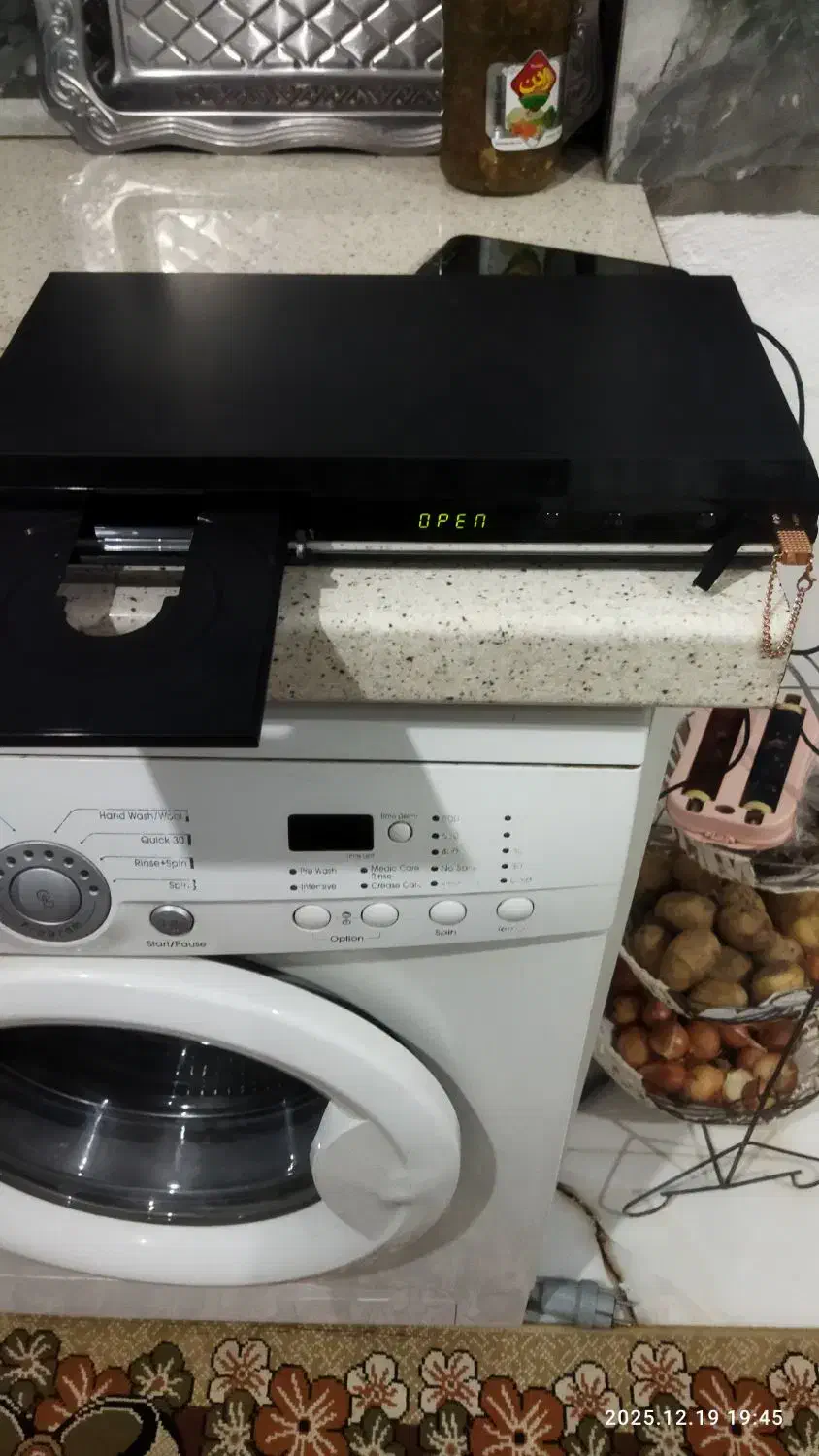 DVD سی دی خور و فلش کاملا سالم با کارتون|پخش‌کننده DVD و ویدیو|نیشابور, خط کاشمر|دیوار