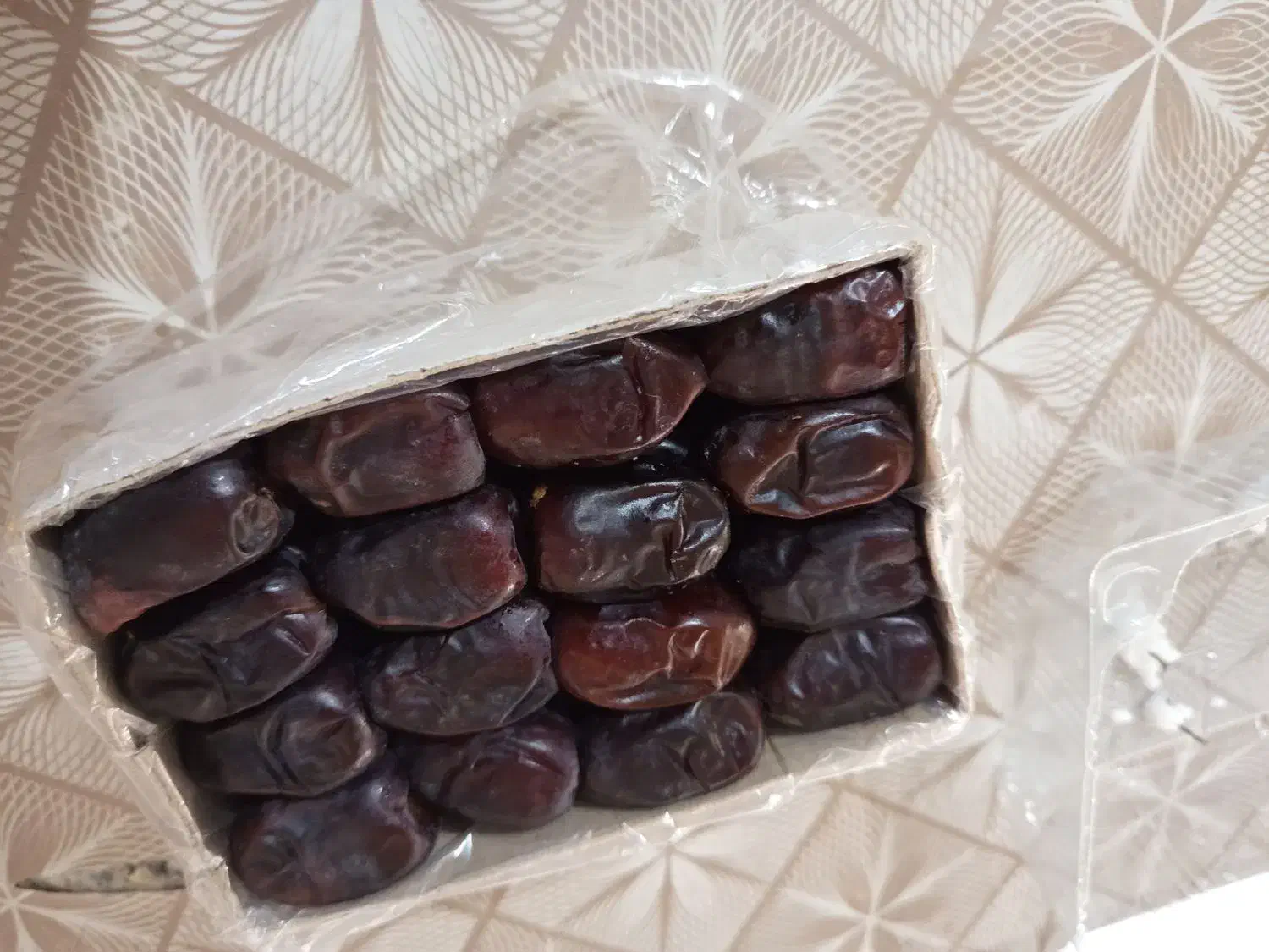 خرما|خوردنی و آشامیدنی|بم, |دیوار