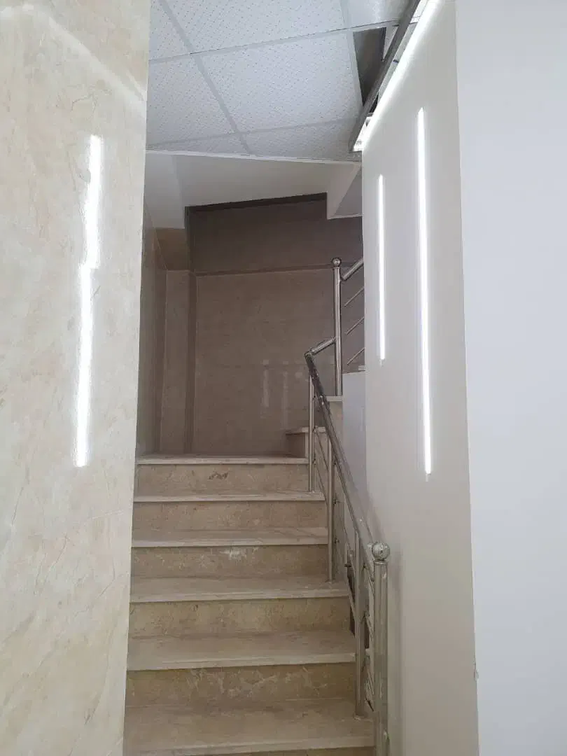 کلیه خدمات برق ساختمانی و صنعتی|خدمات پیشه و مهارت|رشت, یخسازی|دیوار