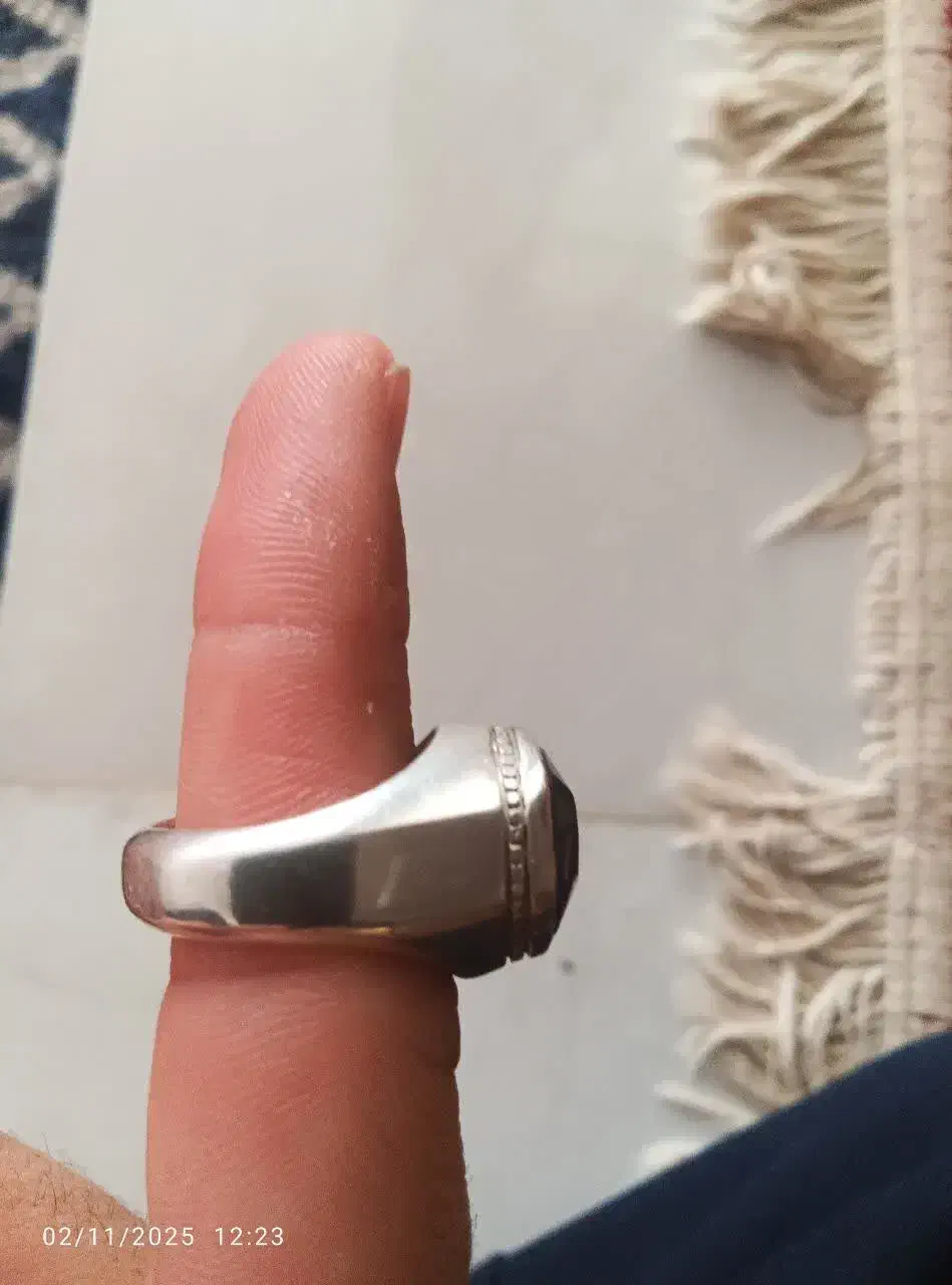 انگشتر با سنگ یاقوت معدنی طبیعی|جواهرات|چگنی, |دیوار