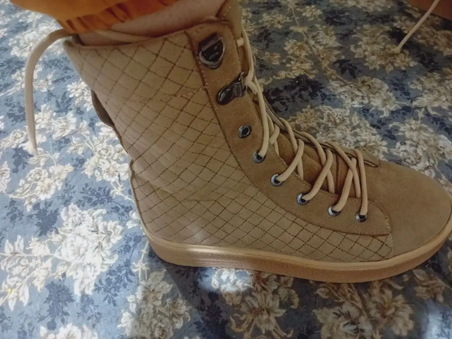 بوت زنانه|کیف، کفش، کمربند|شاهینشهر, عطار|دیوار