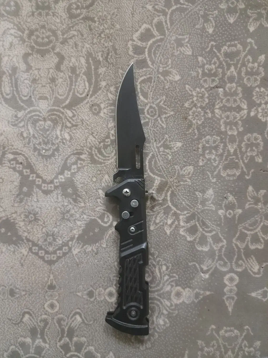 چاقوی تاشو ضامن دار|کوهنوردی و کمپینگ|قم, آزادگان|دیوار