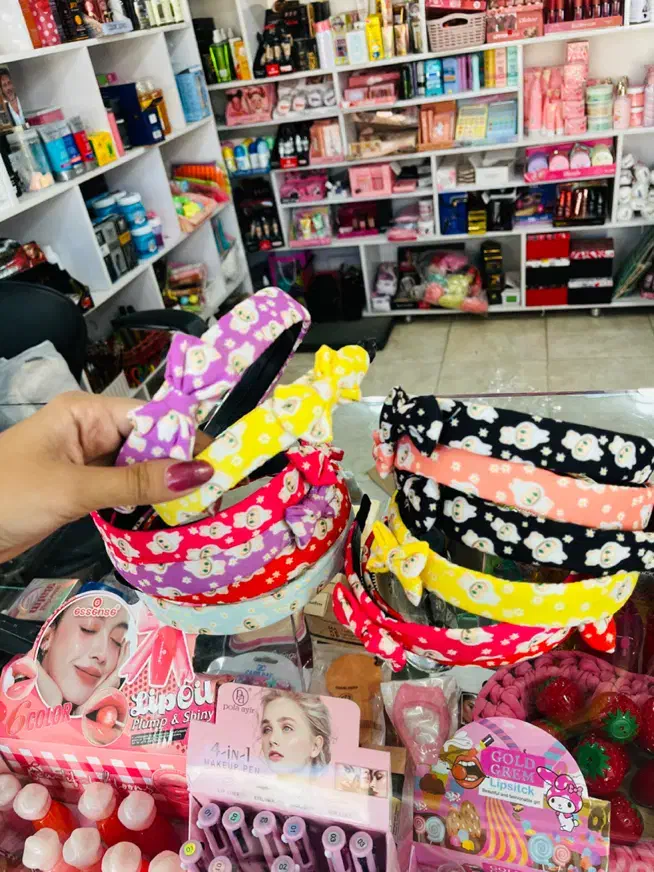 گوشگیر و کلاه اکسسوری آرایشی|زیورآلات و اکسسوری|رفسنجان, |دیوار