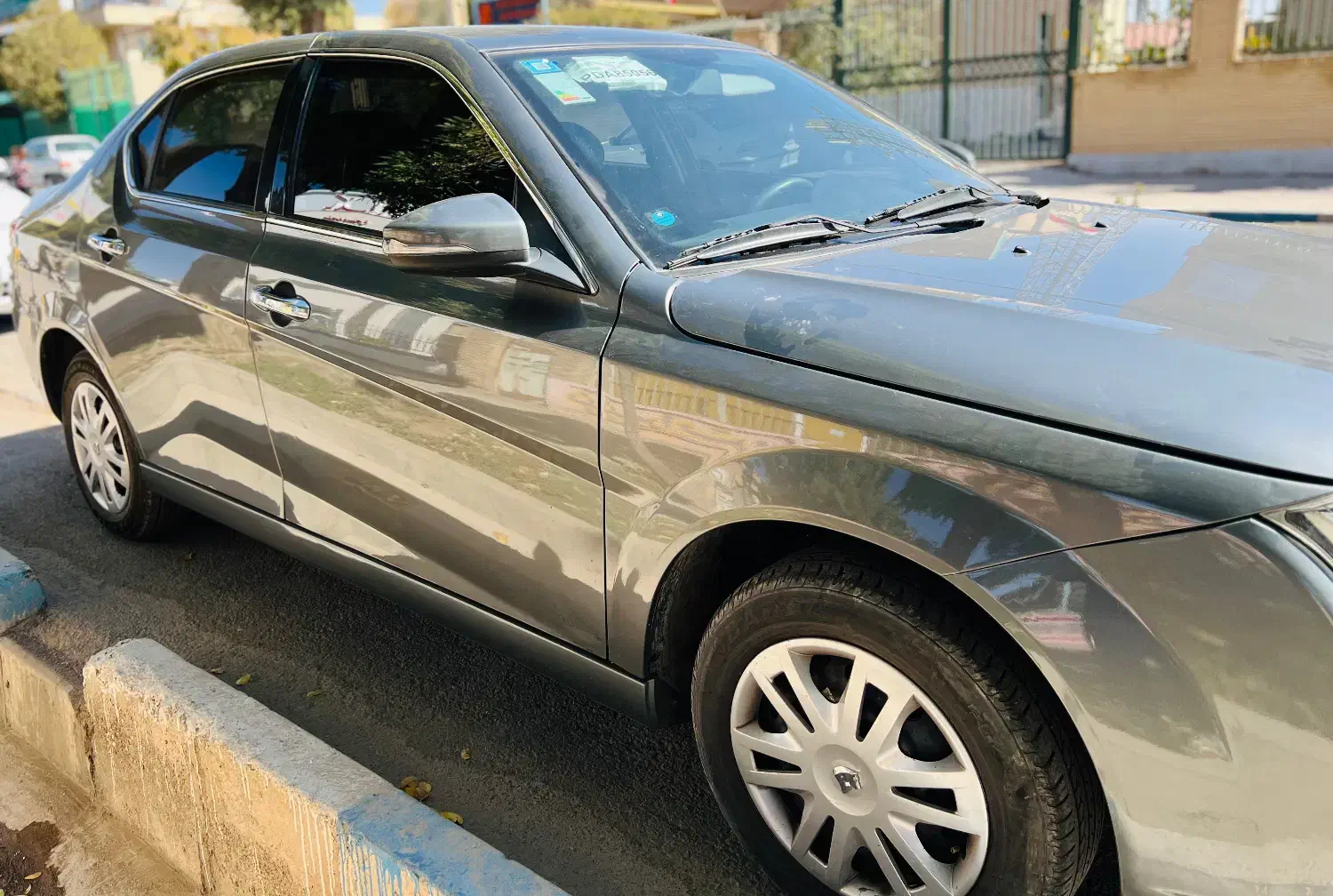 دنا پلاس|خودرو سواری و وانت|قم, بلوار امین و ساحلی|دیوار