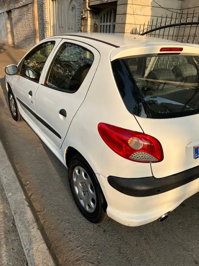 ماشین سواری پژو 206 تیپ 5|خودرو سواری و وانت|تهران, کرمان|دیوار