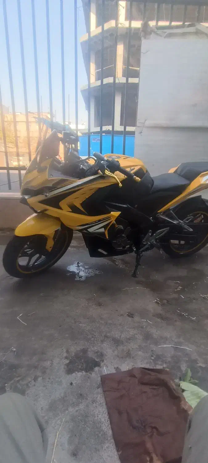 rs200|موتورسیکلت|تهران, دروازه شمیران|دیوار