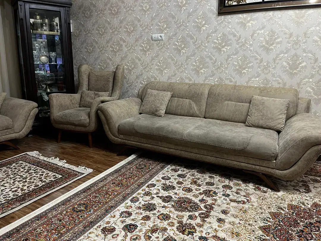 مبل۸نفره چرم پارچه|مبلمان خانگی و میز عسلی|مسجد سلیمان, |دیوار