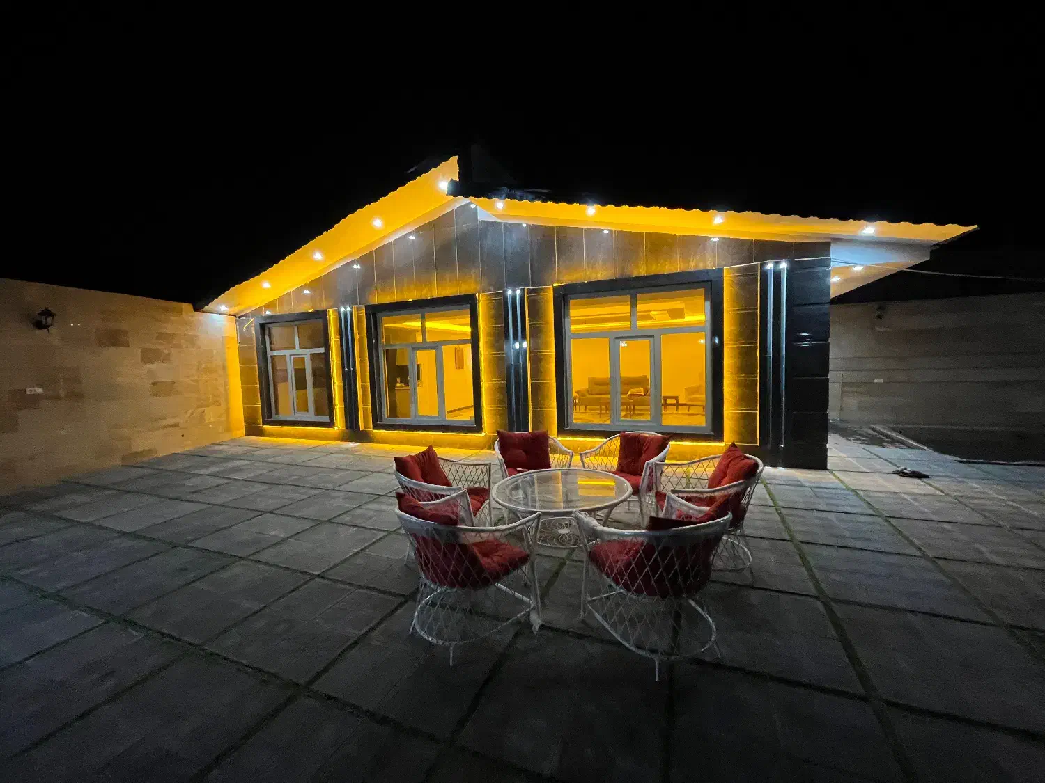 اجاره باغ ویلادر رباط کریم|اجارهٔ کوتاه‌مدت ویلا و باغ|رباط‌کریم, وهن آباد|دیوار