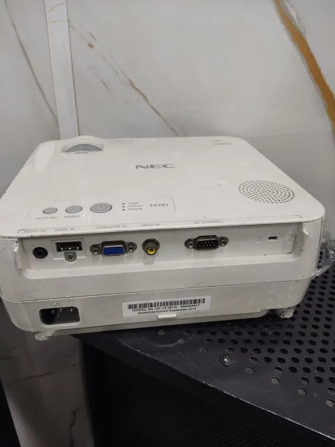 پروژکتور استوک|تلویزیون و پروژکتور|اهواز, گلستان|دیوار