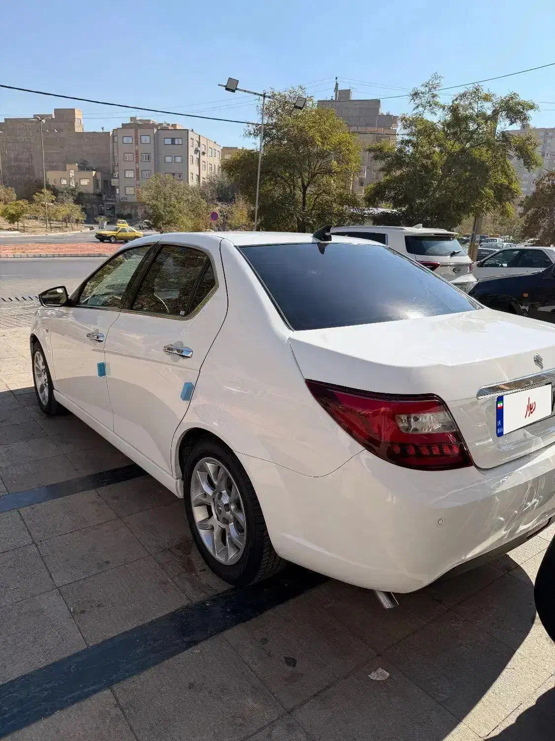 دنا پلاس توربو اتومات ۱۴۰۱|خودرو سواری و وانت|تبریز, |دیوار