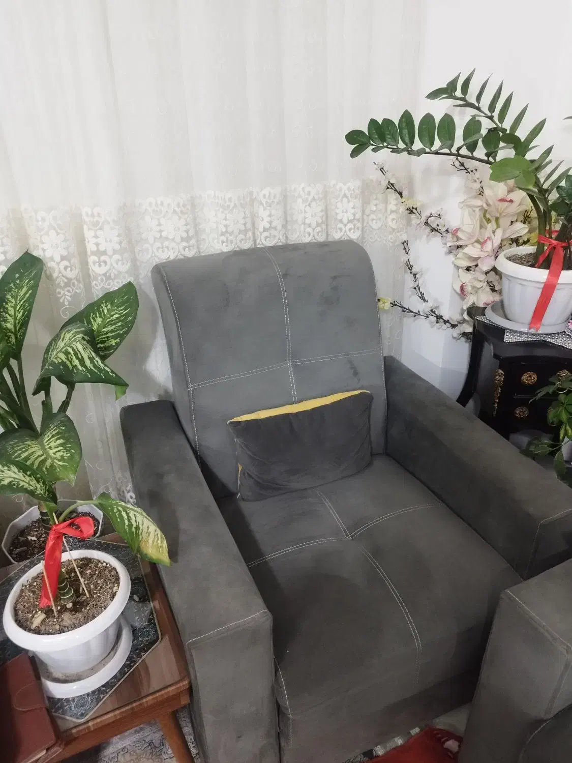 مبل راحتی هفت نفره تمیز و سالم|مبلمان خانگی و میز عسلی|محمدیه-قزوین, |دیوار