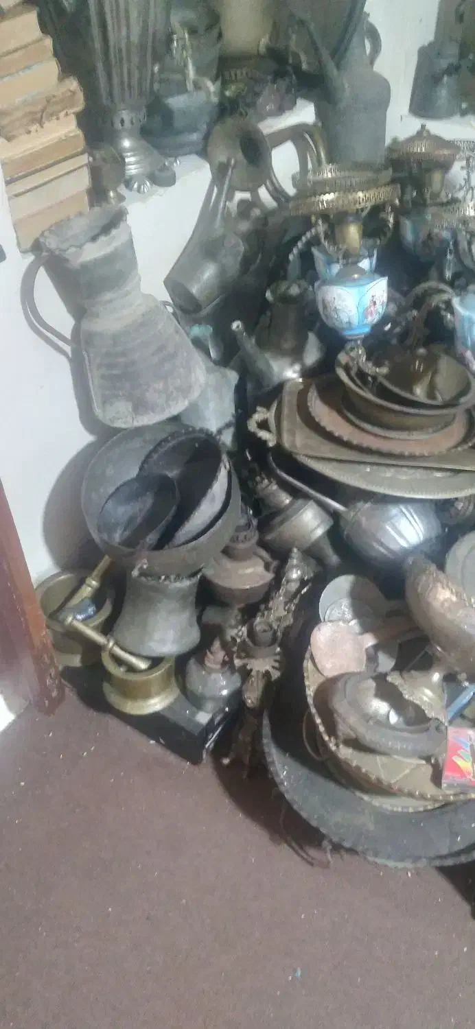 فقط فقط یکجا به فروش میرسد.توضیحات کامل بخون|کلکسیون اشیاء عتیقه|آستانه اشرفیه, |دیوار