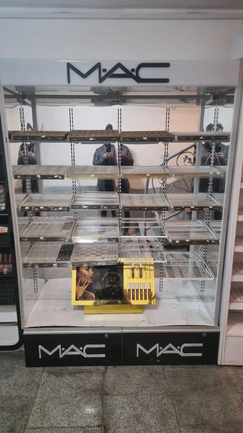 استند و ارشیپل لوازم ارایشی و بهداشتی|آرایشی، بهداشتی، درمانی|نیشابور, دارایی|دیوار