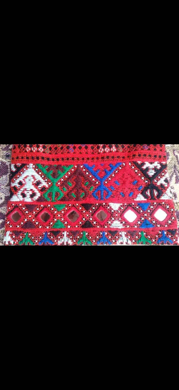 دوخت آینه|آینه|خاش, |دیوار