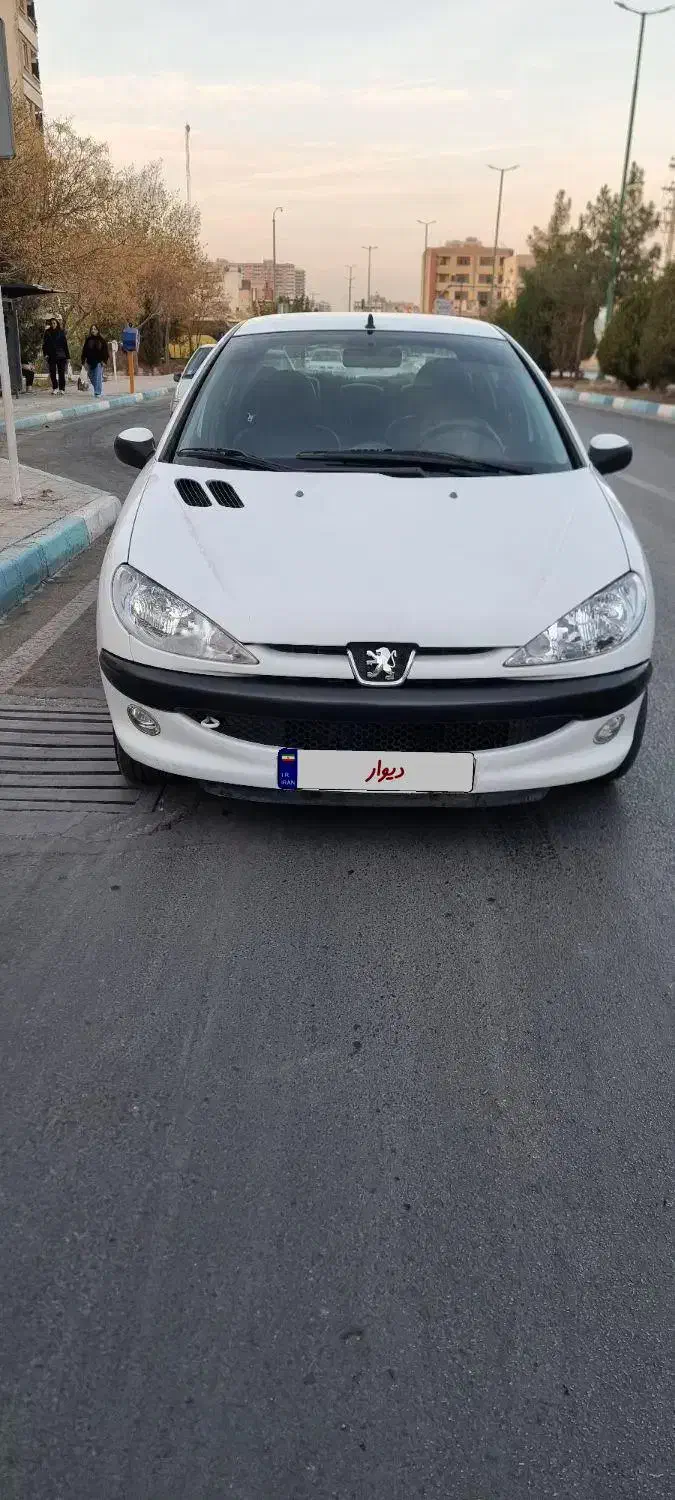 206sd v 8 مدل 98 کم کار|خودرو سواری و وانت|اصفهان, محمودیه|دیوار