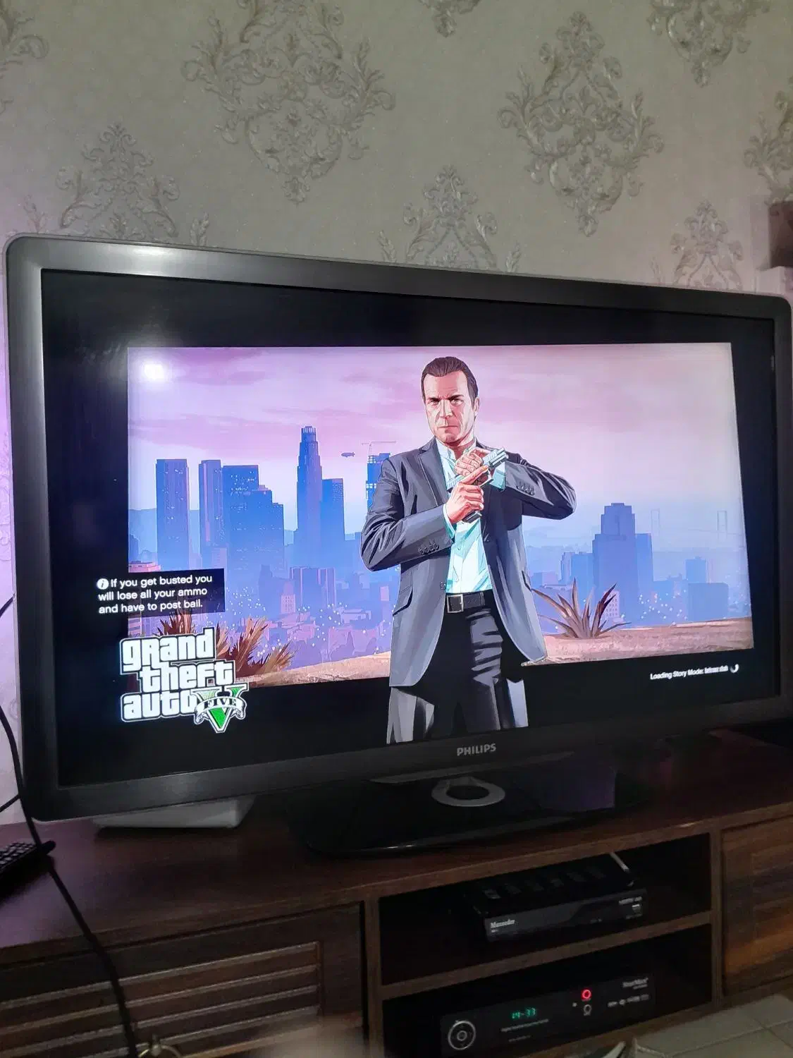 پلی استیشن ایکس باکس|کنسول، بازی ویدئویی و آنلاین|اندیشه, اندیشه فاز ۱|دیوار