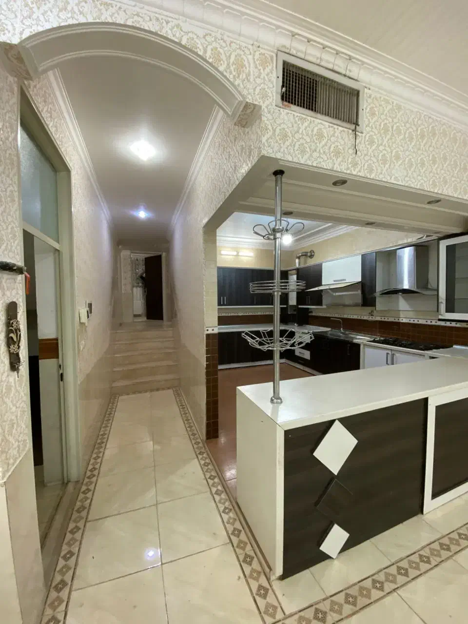 همکف/220 متری/دوکله/حیاط دار/محدوده خامنه ای|اجارهٔ خانه و ویلا|یزد, |دیوار