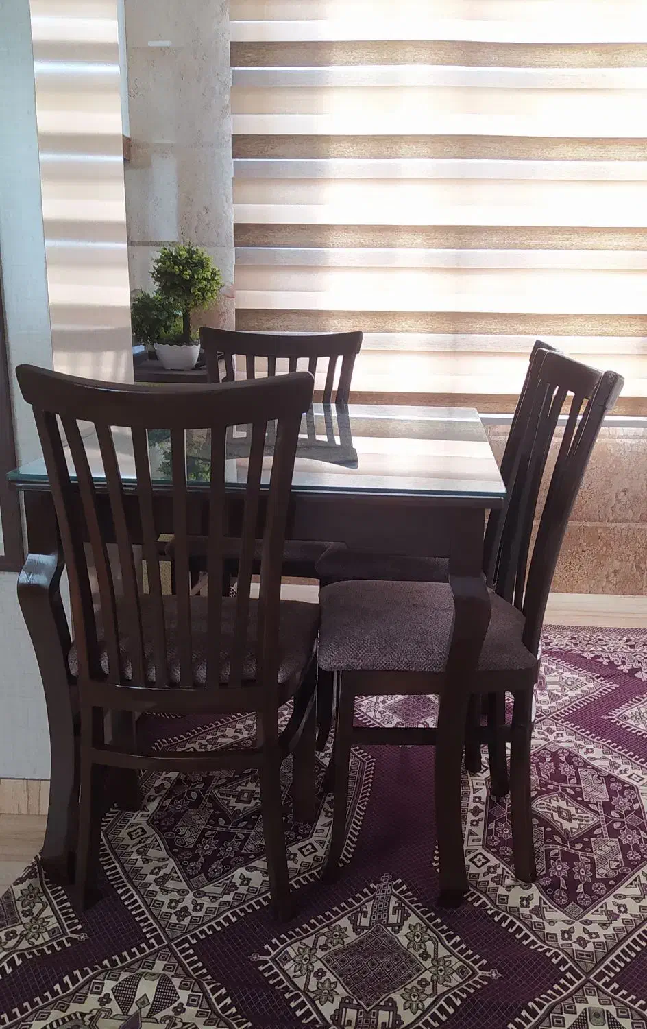 میز نهارخوری ۴ نفره تمام چوب|میز و صندلی غذاخوری|قزوین, |دیوار