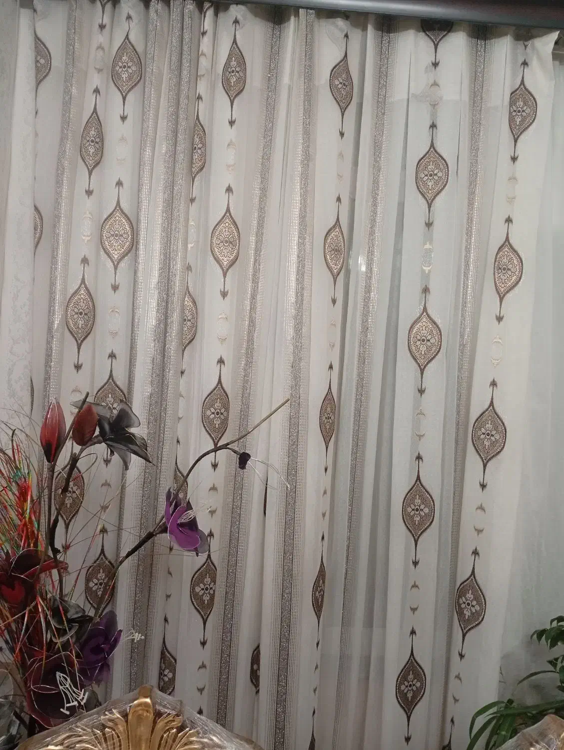 پرده کاملا نو و باکیفیت|پرده، رانر، رومیزی|عجب شیر, |دیوار