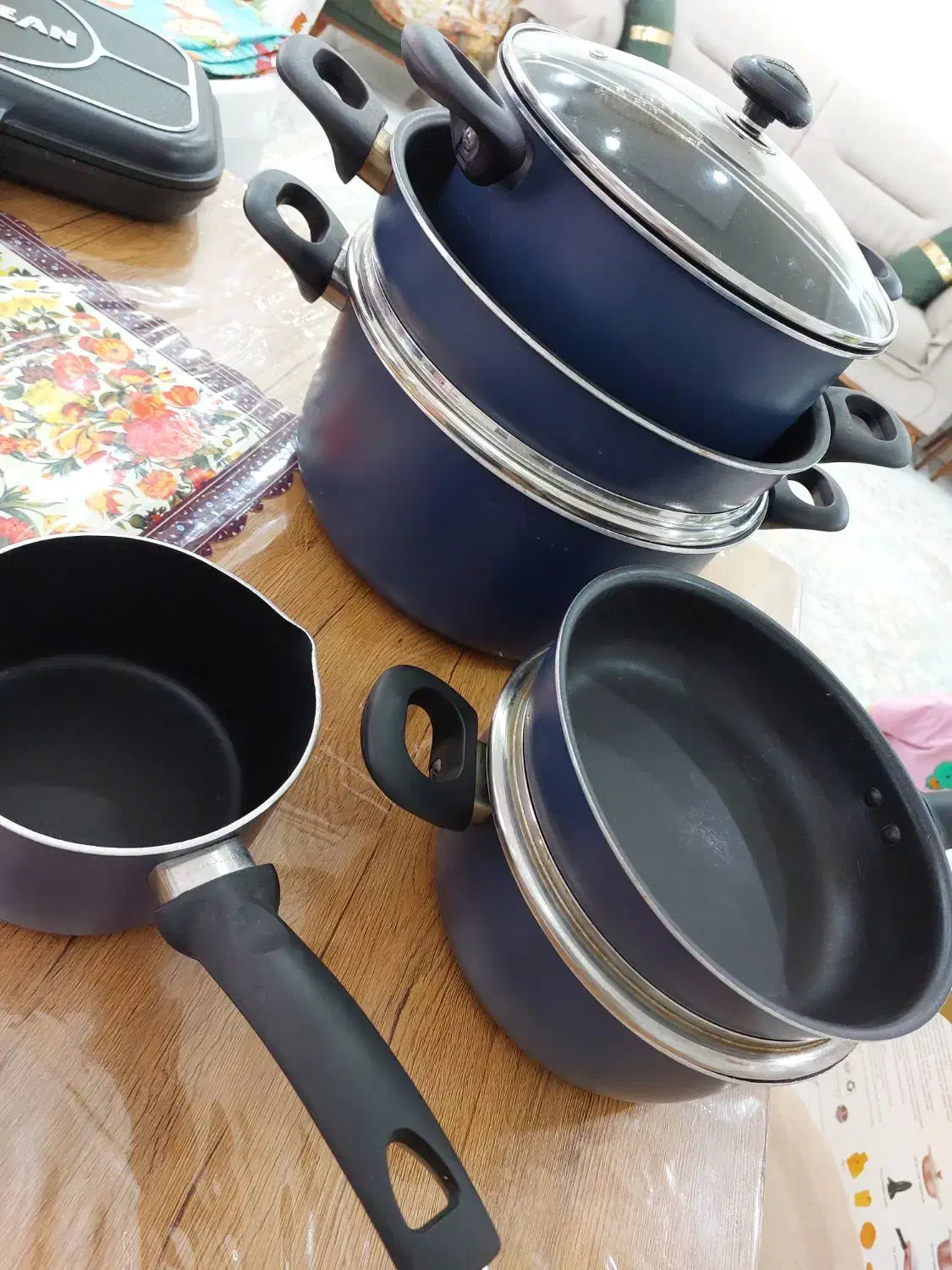 قابلمه تلفن زرساب|ظروف پخت‌وپز|رشت, کوی طالقانی|دیوار