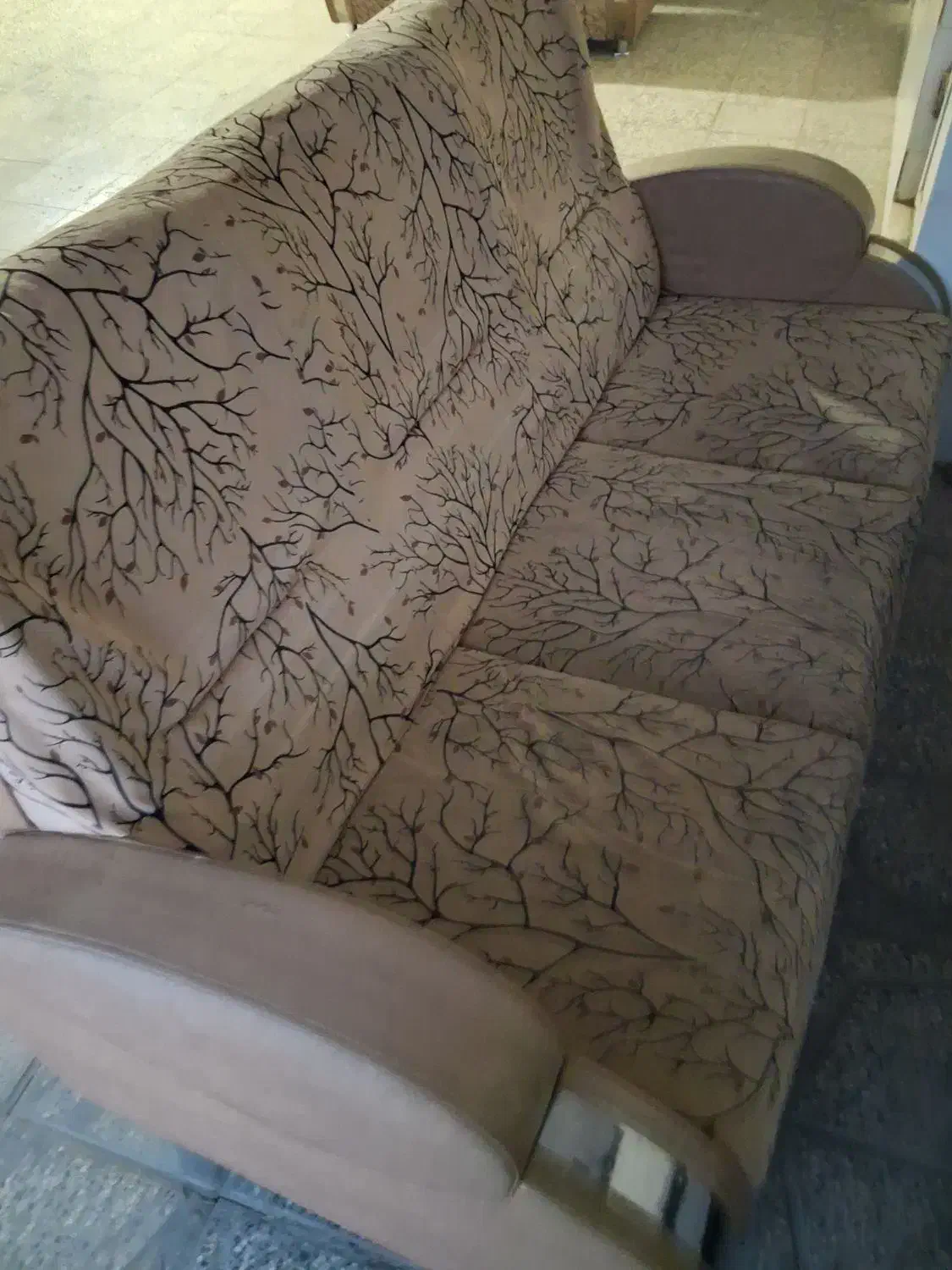 مبل راحتی ۶ نفره|مبلمان خانگی و میز عسلی|فولادشهر, B4|دیوار