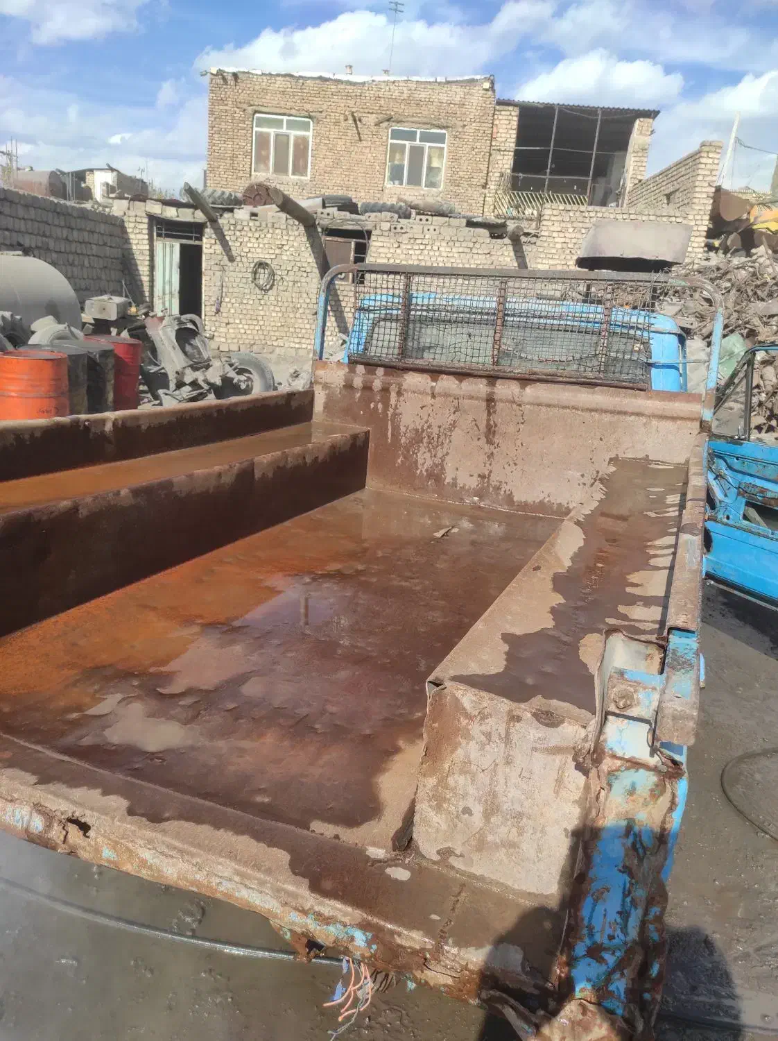 نیسان زامیاد|خودرو سواری و وانت|فولادشهر, زاینده رود|دیوار