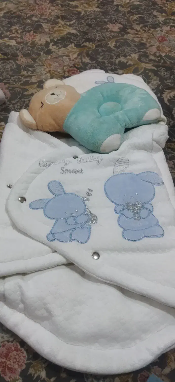 قنداق فرنگی کاملا سالم ومرتب|اسباب و اثاث بچه|مرودشت, مسکن مهرگان|دیوار