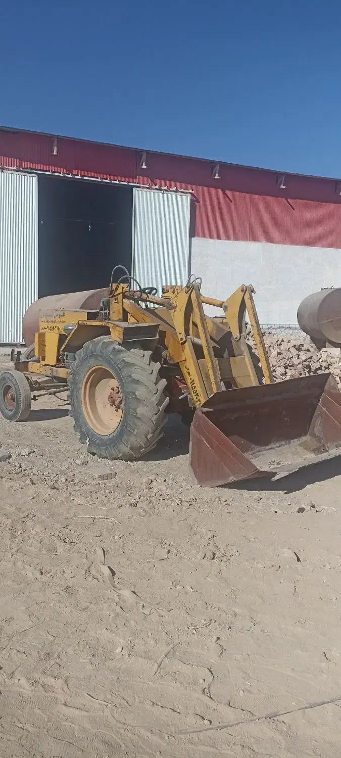 تراکتور رومانی بیل عقب|خودرو سنگین|نیشابور, ریوند|دیوار