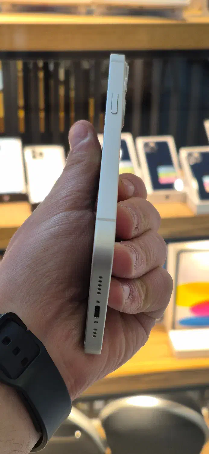 ایفون 13 نرمال|موبایل|تهران, فردوسی|دیوار