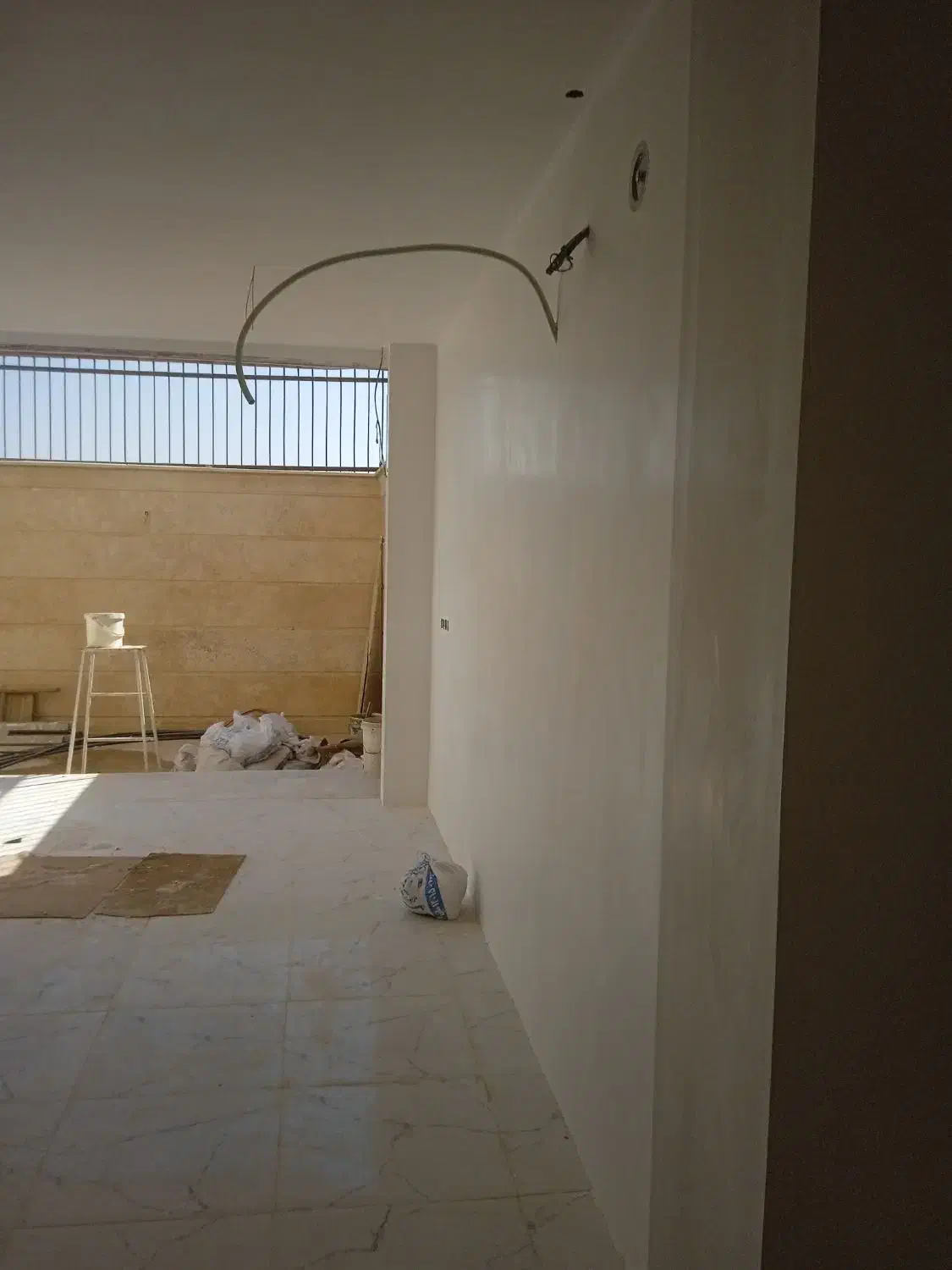 گچکاری ساختمان و تعمیرات و لکه گیری پذیرفته میشود|خدمات پیشه و مهارت|نجف‌آباد, امیرآباد|دیوار