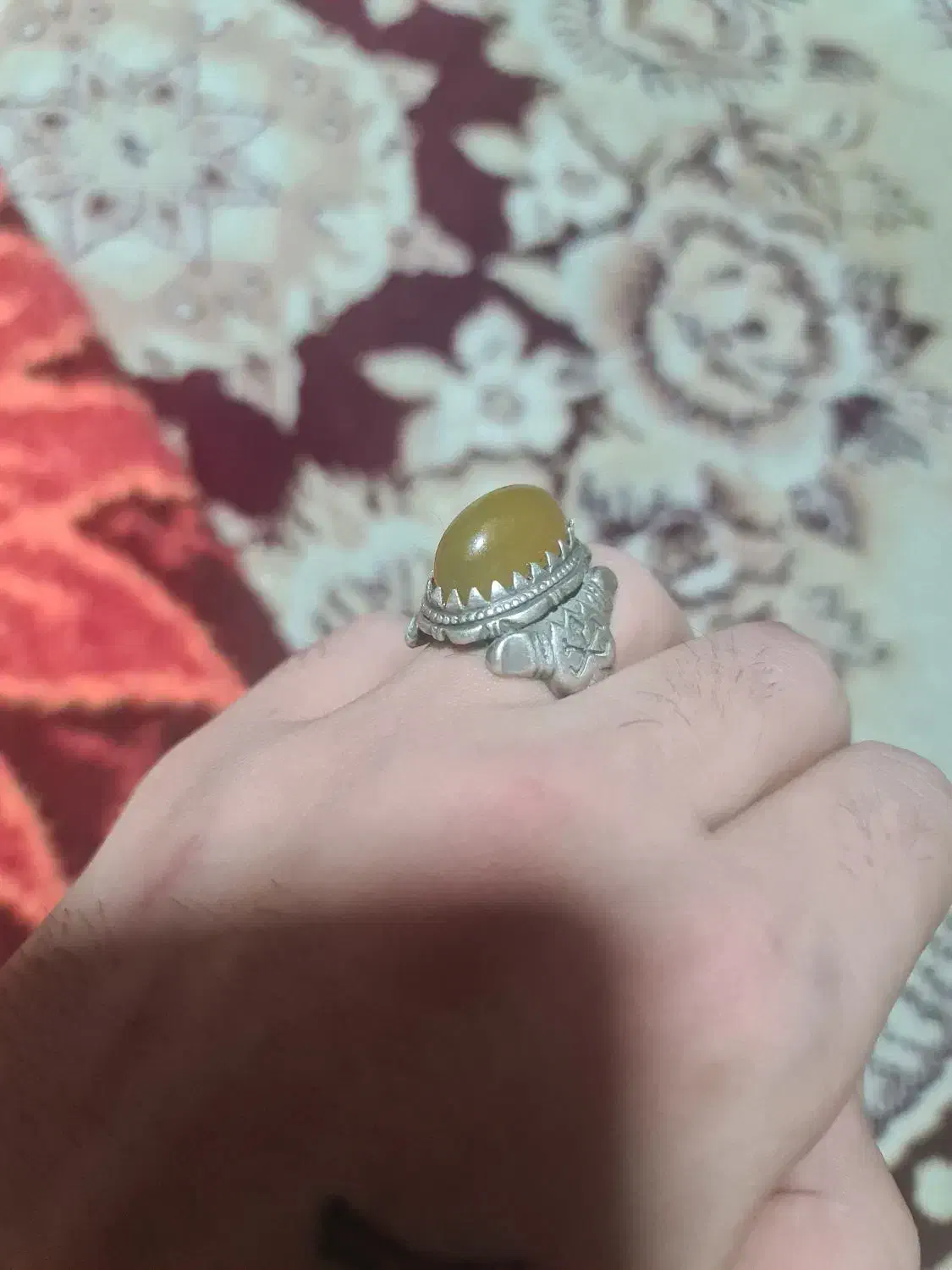 انگشتر|جواهرات|شهریار, شهریار|دیوار