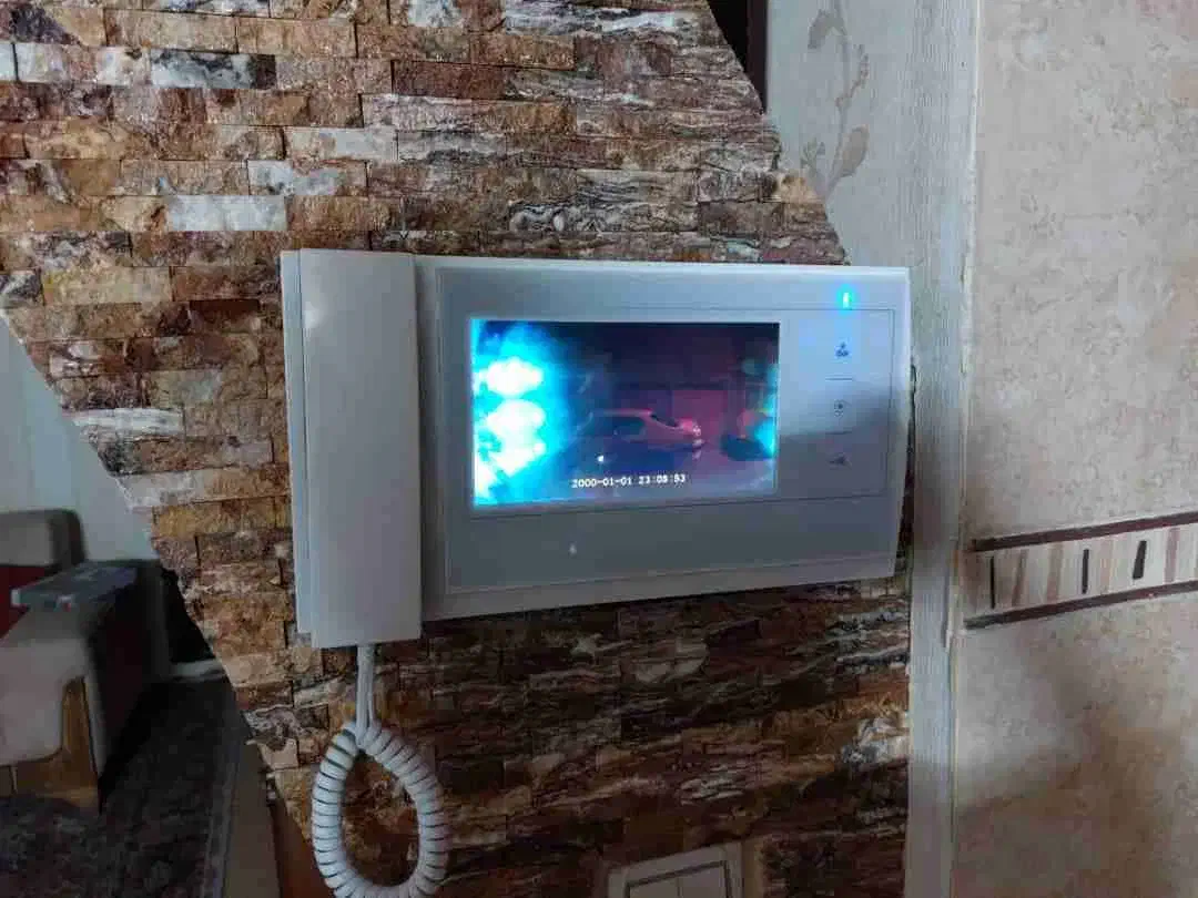 دوعددمانیتورایفون تصویری حافظه دار 7اینچ و4.3اینچ|صوتی و تصویری|کرمان, |دیوار