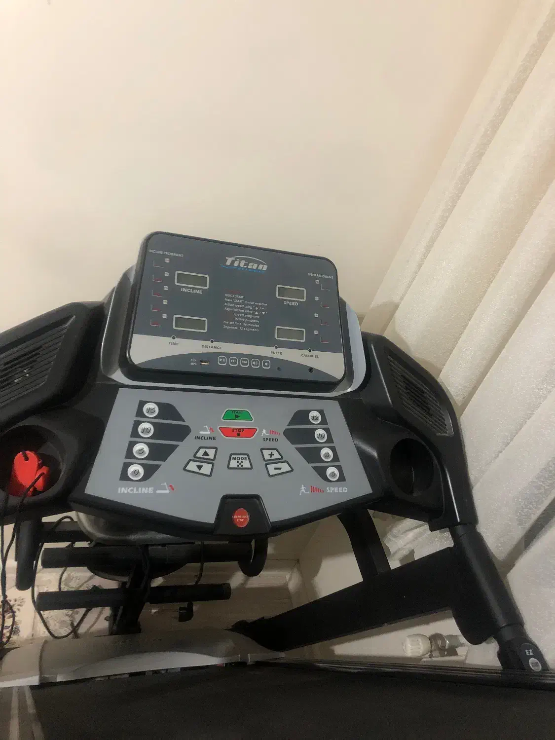 تردمیل تایتان فیتنس tf7100v|تجهیزات ورزشی|تبریز, |دیوار
