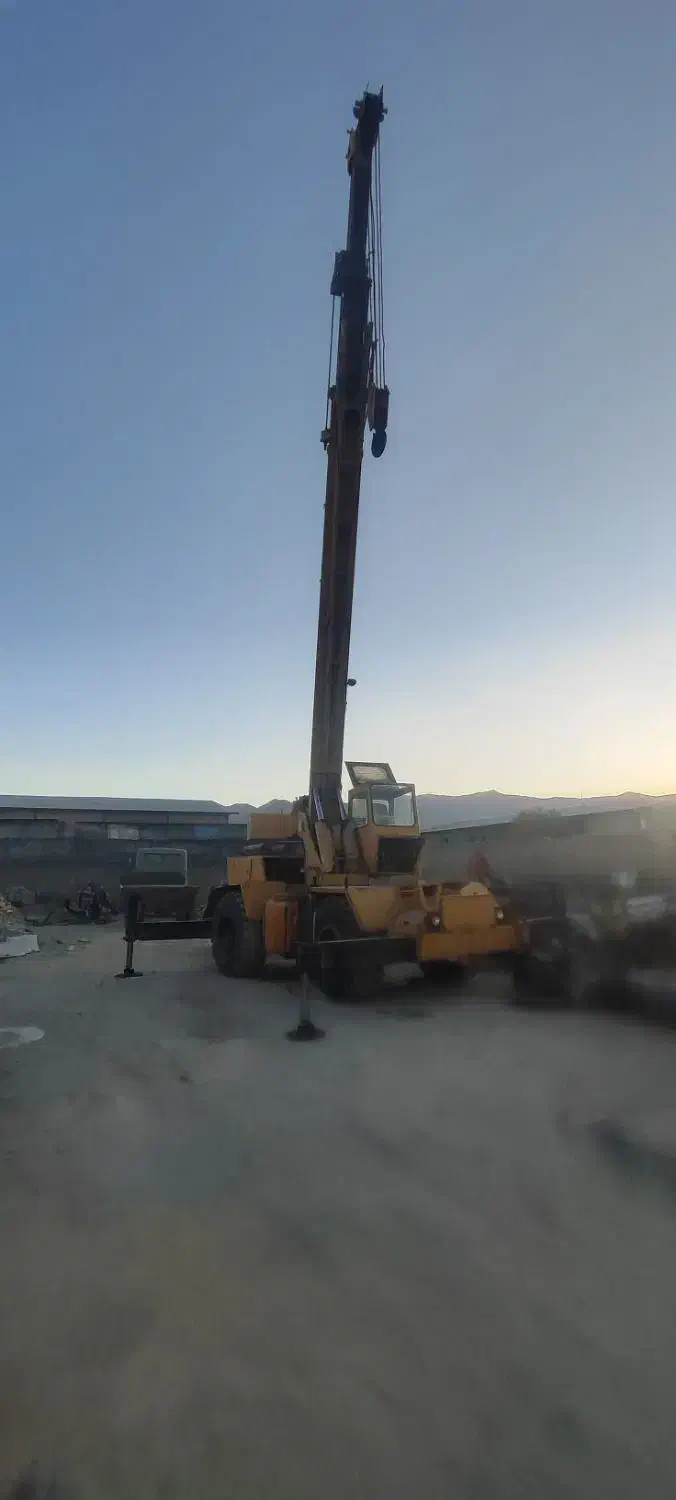 جرثقیل کارگاهی ۲۵تن|خودرو سنگین|اراک, |دیوار