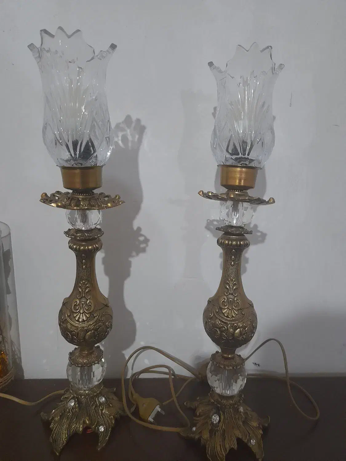 شمعدانی برنز|کلکسیون اشیاء عتیقه|باسمنج, |دیوار